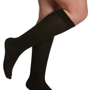 Wide calf Compression Socks 20-30mmgh